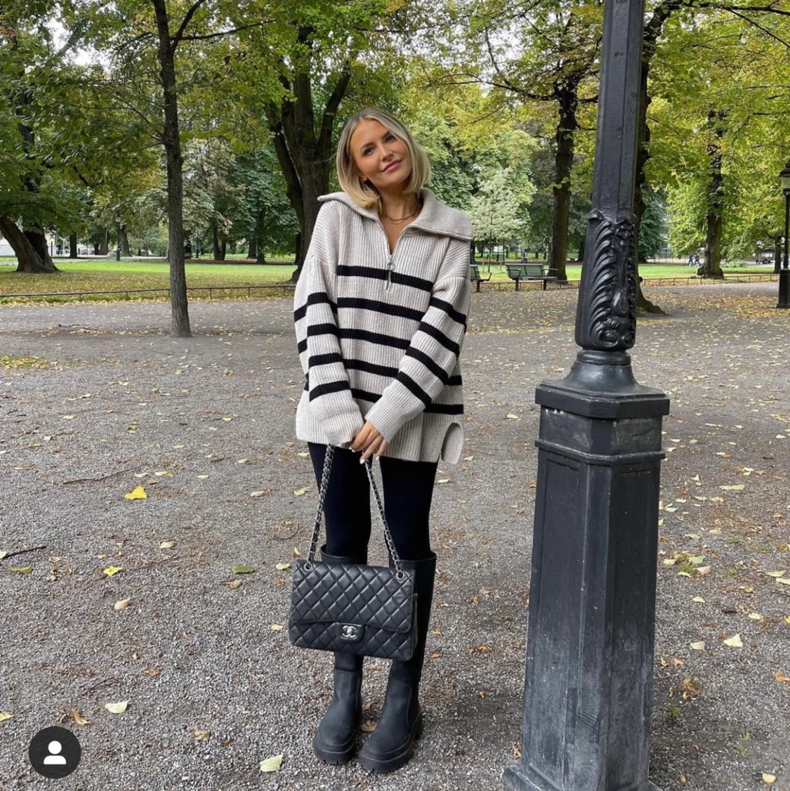 Randig stickad tröja med krage - 90