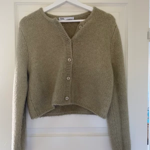Kofta från zara  - Jättefin stickad kofta 