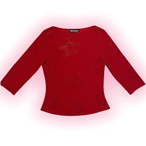 Vintage y2k topp - Så snygg y2k topp från märket progress. Se bild 2 för tydligare bild. 3/4 ärmar. Sitter så snyggt på!! Köparen står för frakt. ❤️