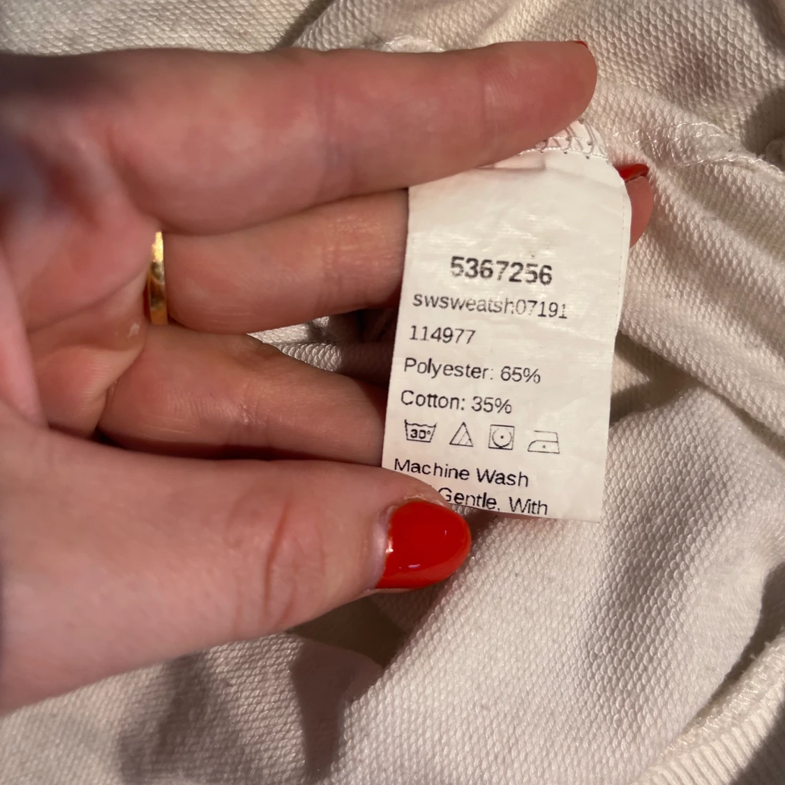 White sweatshirt S - 91