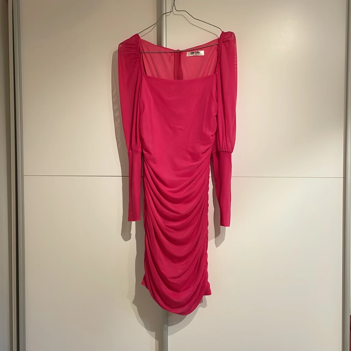 Saint genies klänning