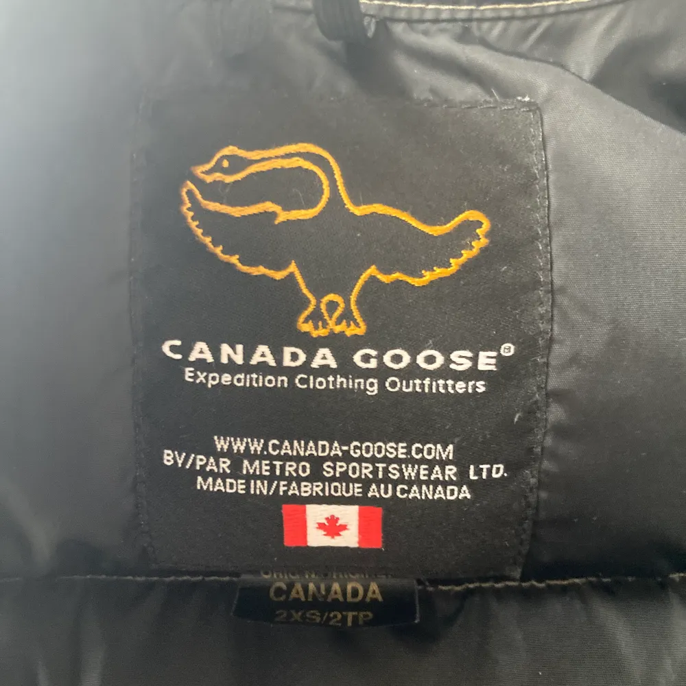 canada goose väst skick 9/10. Jackor.