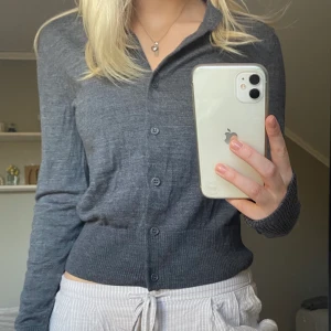 Stickad kofta  - Kommer inte till användning! Skriv vid frågor!💕