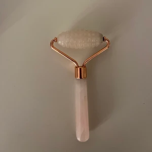 Face roller & face tool  - Ansikts roller & sten till ansiktsmassage