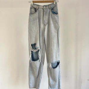 Ripped jeans  - Vida rippade jeans 