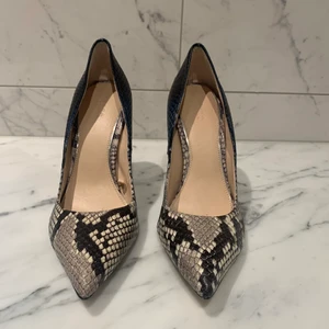 Zara skor strl 36 - Oanvända 