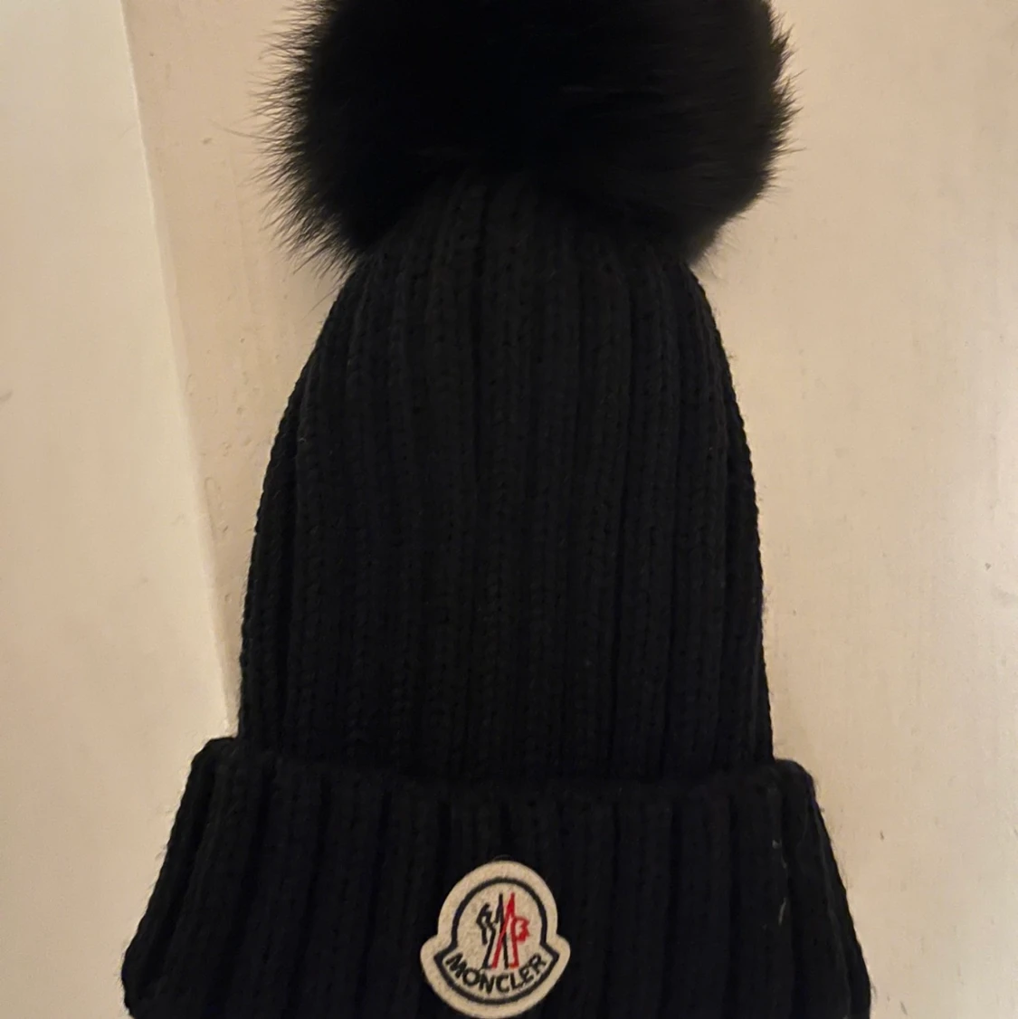 Moncler mössa