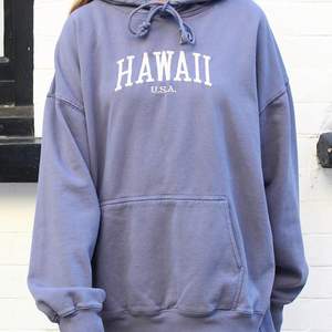en oversized hoodie från brandy mellville. Köpt från deras hemsida online. I jättefint skick❤️❤️❤️❤️