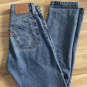 Levis 501 - Jeans från levis i modellen 501, väldigt fint skick. W23 L28