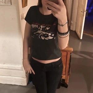 Brandy topp - En jättefin brandy t-shorts köpt under hösten! Det är en onesize men skulle säga att den e ganska liten i storleken