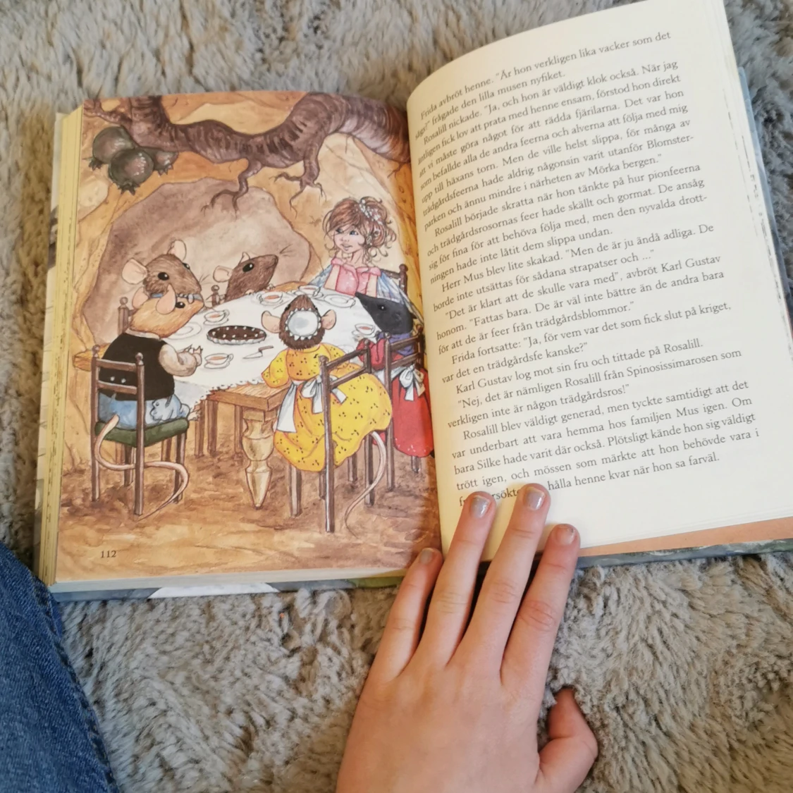 Bok Rosalill och blomsterkriget.  - 91