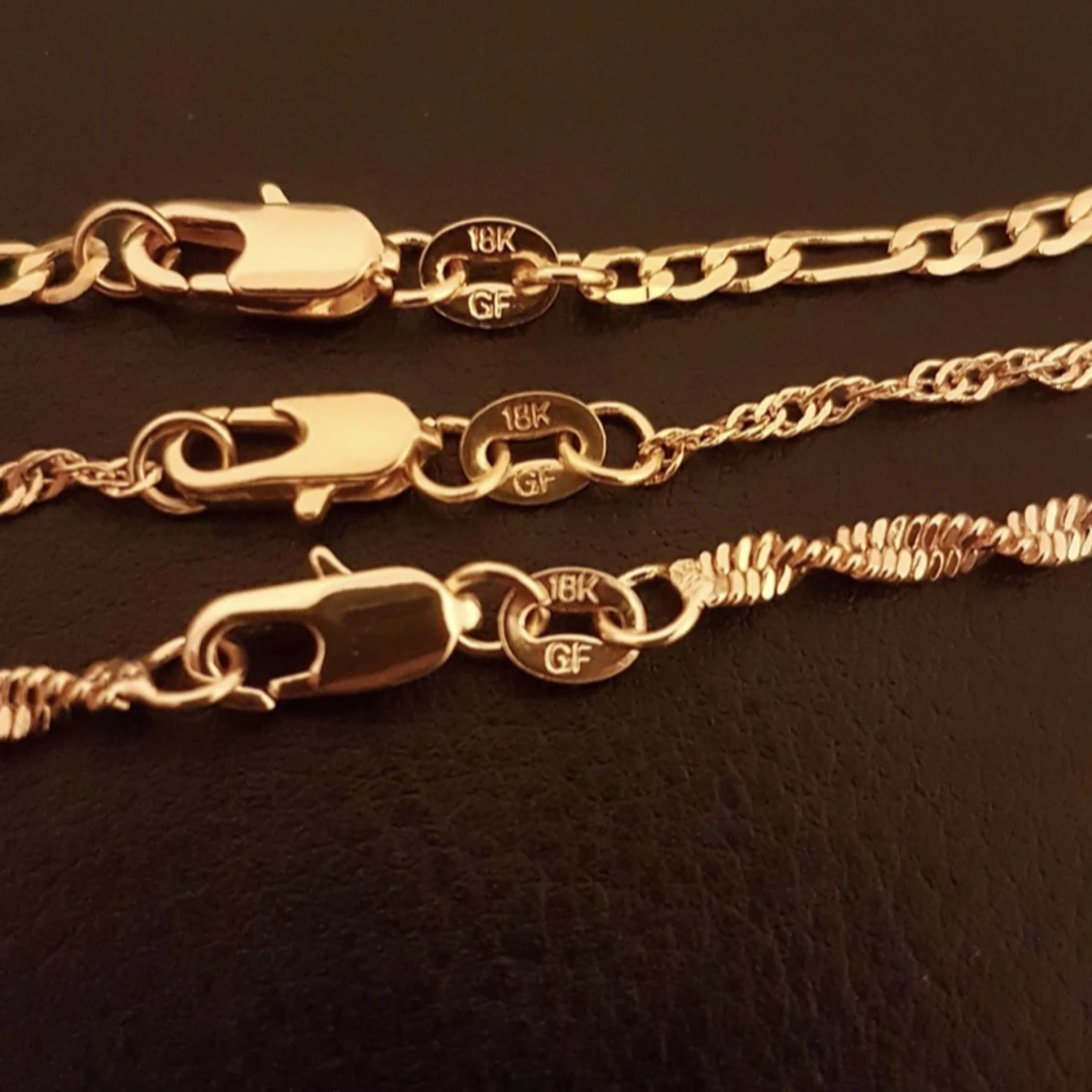 3 nya 18K guldpläterade halsband  - 91
