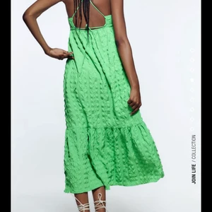 Klänning zara - Slutsåld Klänning från zara, endast provad 