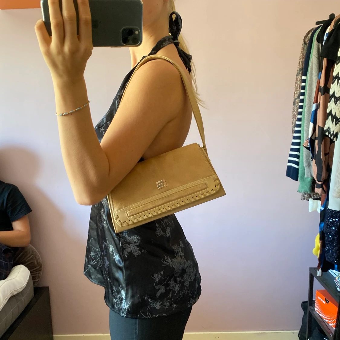 Fin halternecktopp - 90