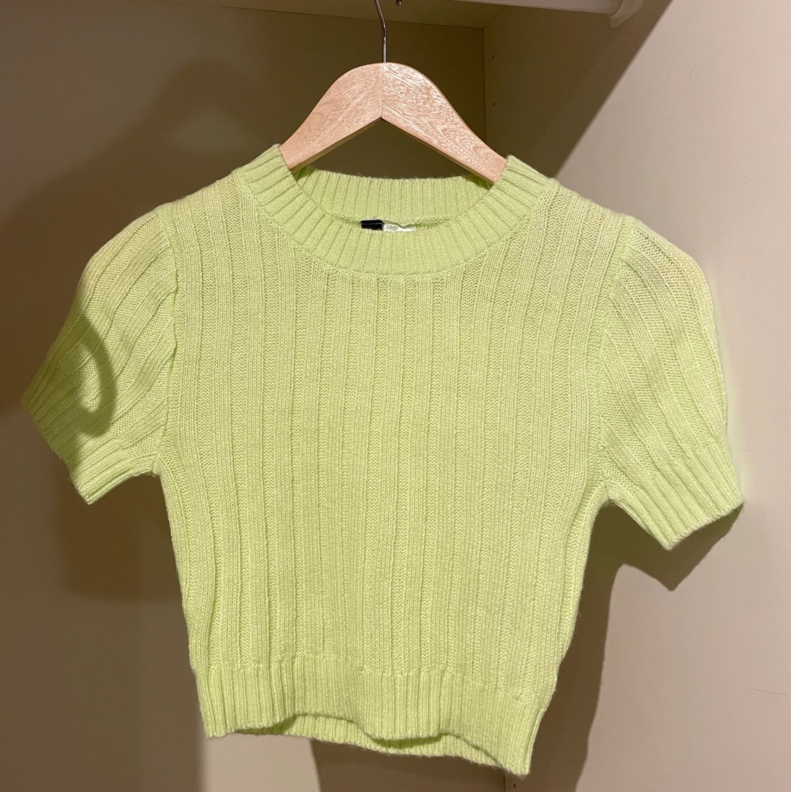 Neon grön stickad topp - 90