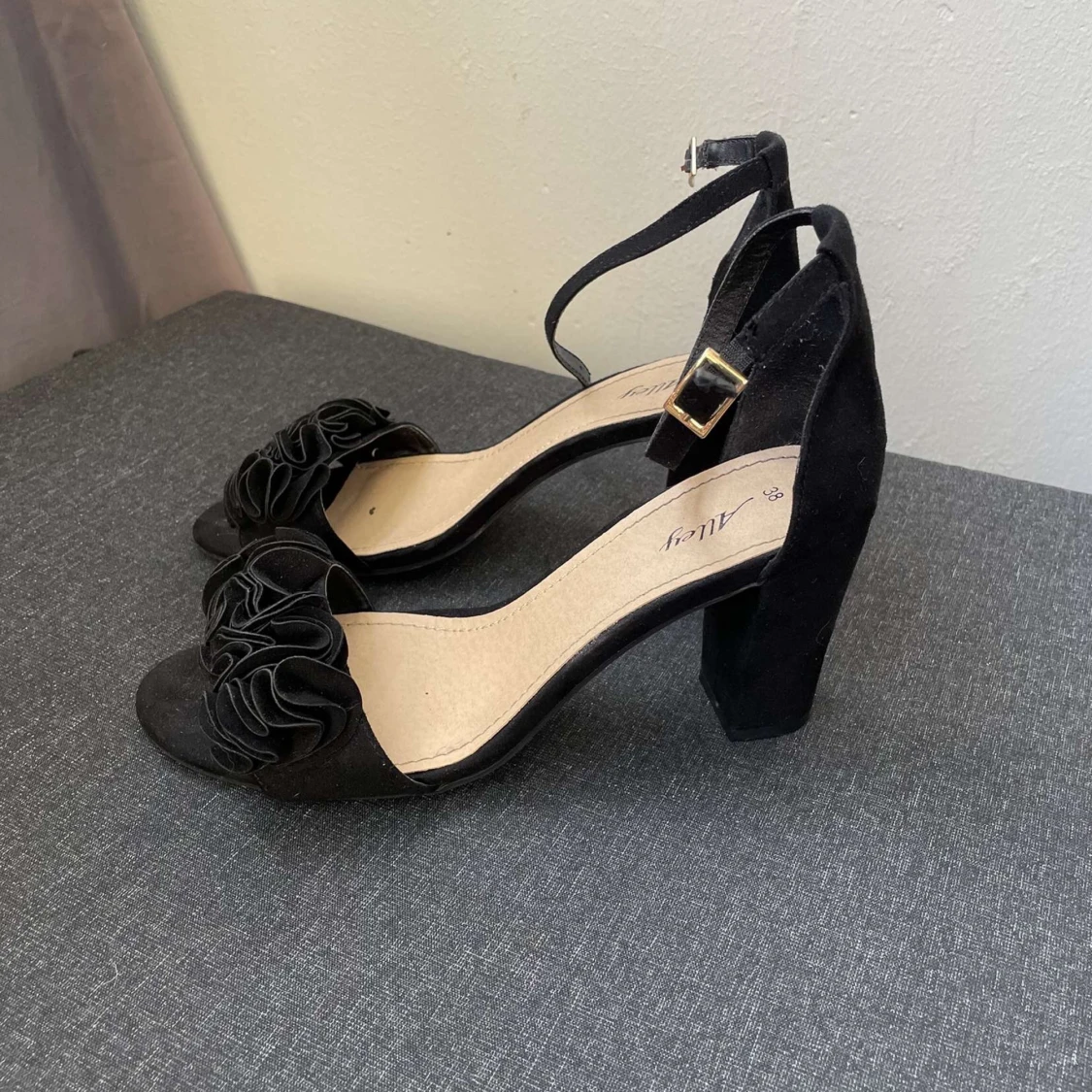 Svarta klackskor - 90