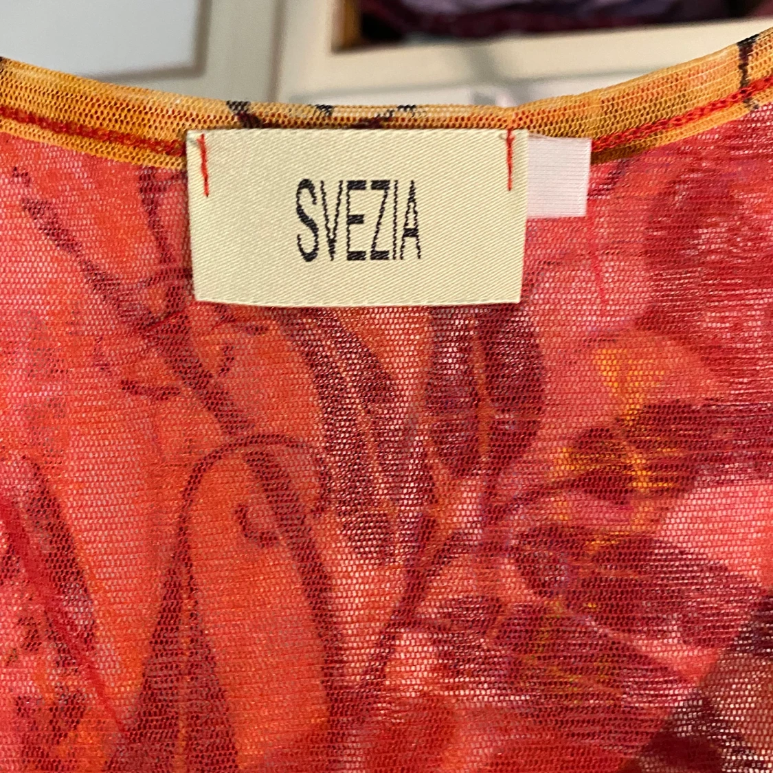 Röd mönstrad mesh linne - 91