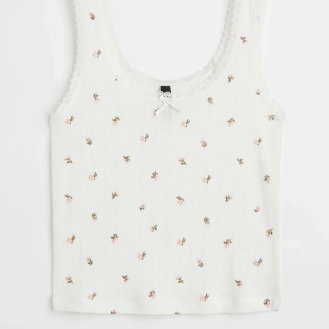 Gulligt linne från hm,användt få tal gånger 