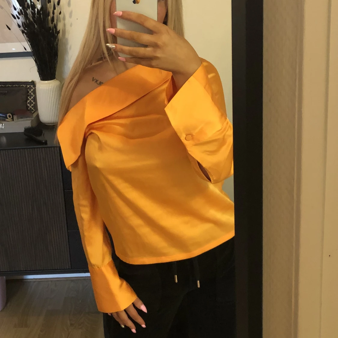 Snygg blus ifrån Nakd