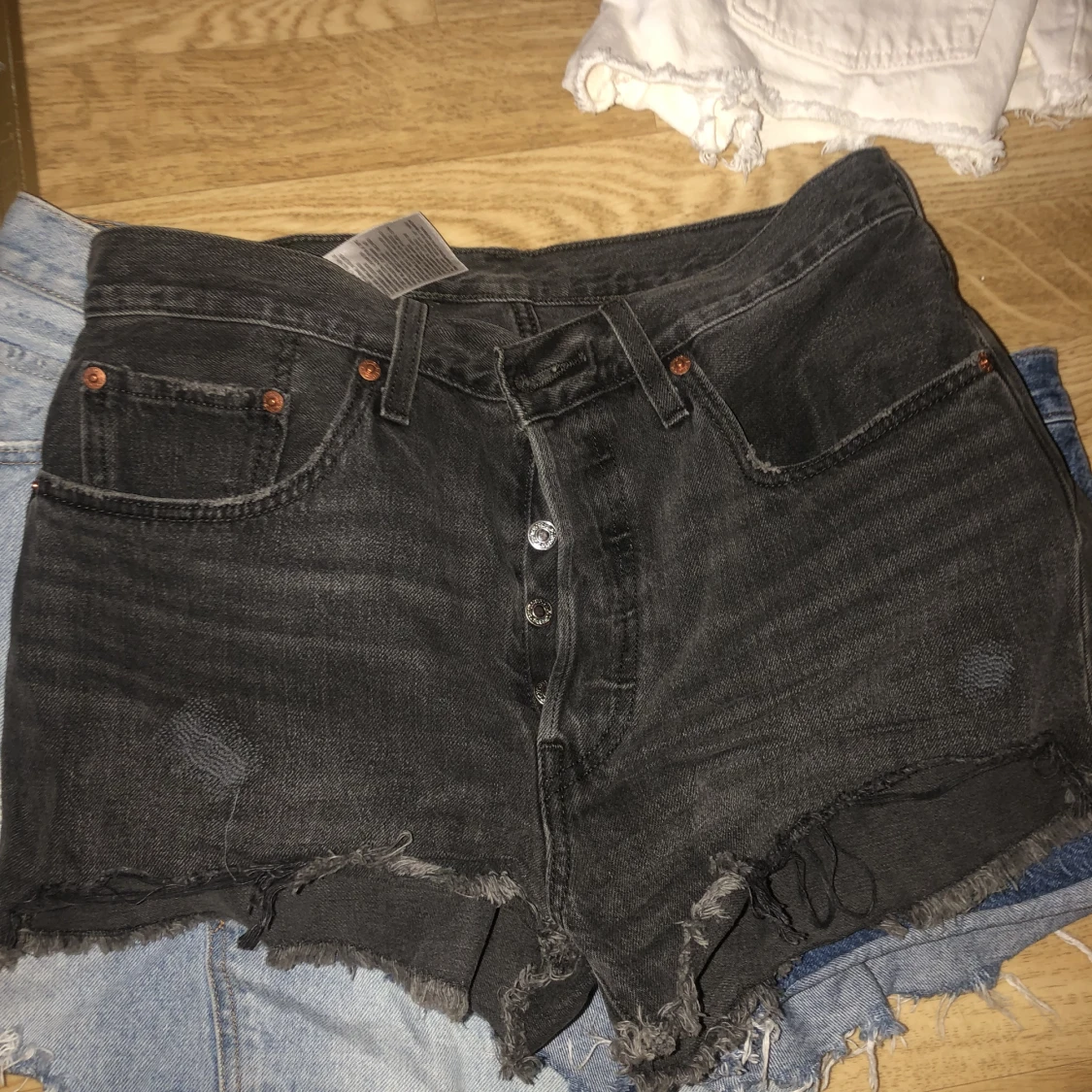 Levis shorts - 90