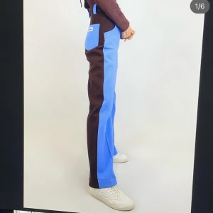 Laagam byxor - handsydda byxor från märket LAAGAM - helt nya med tags - stl 34 - köpta för 900kr