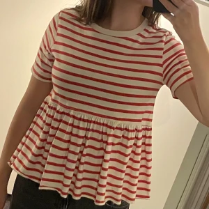 T-shirt från zara - Fått den men har inte använt den någonting 