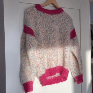 världens finaste tröja  - mohair, strl S , superfint skick! använd ca 3 gånger 