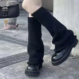 Benvärmare - Gulliga och supermjuka benvärmare från SHEIN! Säljer för de passade inte mig och kunde inte skicka tillbaka :( 