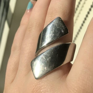 Ring - Ashäftig maffig ring