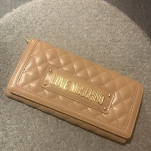 Plånbok  - Helt ny, aldrig använd 