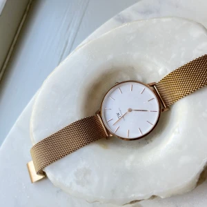 Klocka daniel wellington - Behöver bytas batteri, annars inga anmärkningar