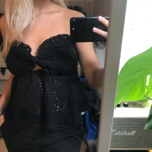 Super söt topp - Jätte fin offshoulder som inte kommer till användning😄