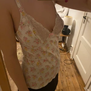 Linne - Underklädlinne / nattlinne / söt sommar topp!  Köpt i Frankrike 