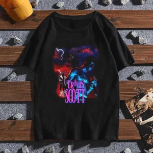 Travis Scott Tshirts  - Gör dig redo för dessa snygga Travis Scott  T-shirts. Unisexdesignen gör den lämplig för både tjejer och killar och det mjuka bomullsmaterialet ger en bekväm känsla hela dagen.    VIT- St L  GRÅ -St M  RÖD - St L  Svart - St L