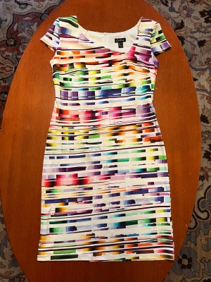 Klänning - Bara använd ett par gånger 