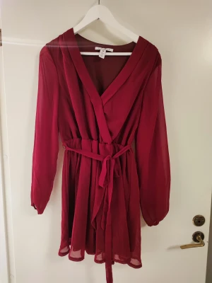 Julklänning - Oanvänt skick 