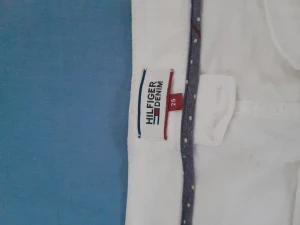Dam shorts  - Dam shorts strl 25. Tommy hilfiger. Finns att hämta i Göteborg. 