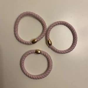 Kknekki - 3 st wannabe kknekki snoddar som jag köpte av en tjej här på plick, säljs för 10kr st eller alla för 15kr