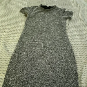 Fin klänning - Klänning köpt på bikbok💗