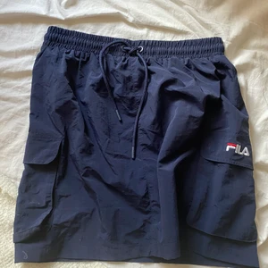 Fila minikjol - Så fin fila kjol köpt på beyond retro för 300kr som tyvärr aldrig används av mig.  (Jag har storlek xs-s)
