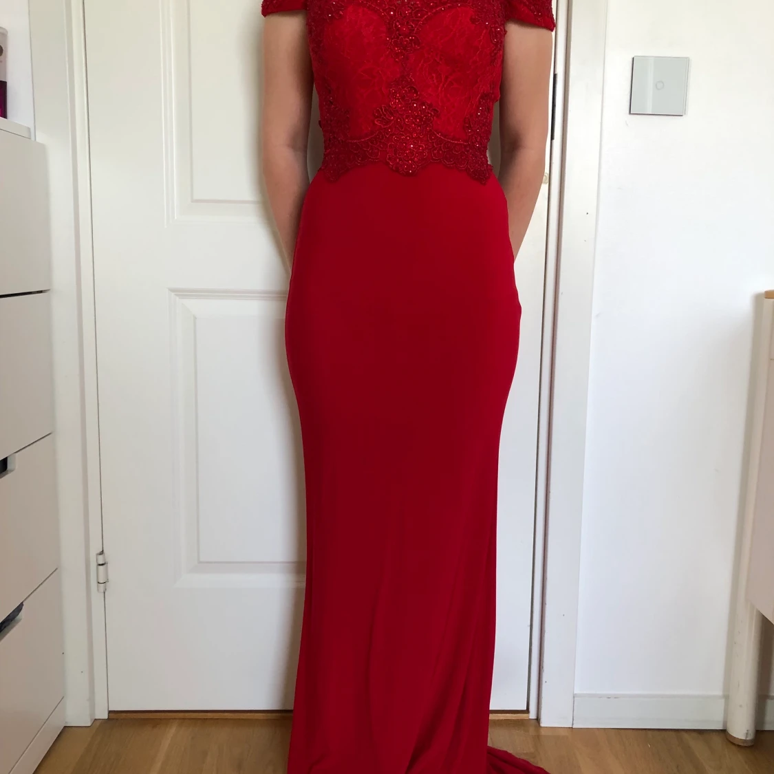 dressroom linne festklänning