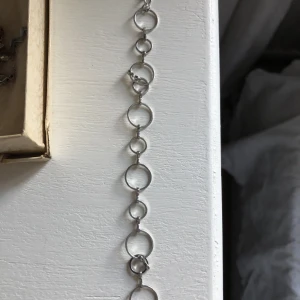 Silver armband  - Silver armband med ringar💙