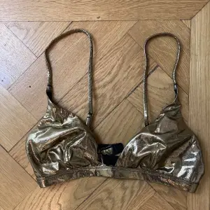New golden bra