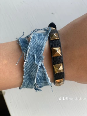 Becky - Becky är vår trendigaste och nyaste modell. Kan stylas på många sätt. Är ett dubbel armband som är så fint!💕