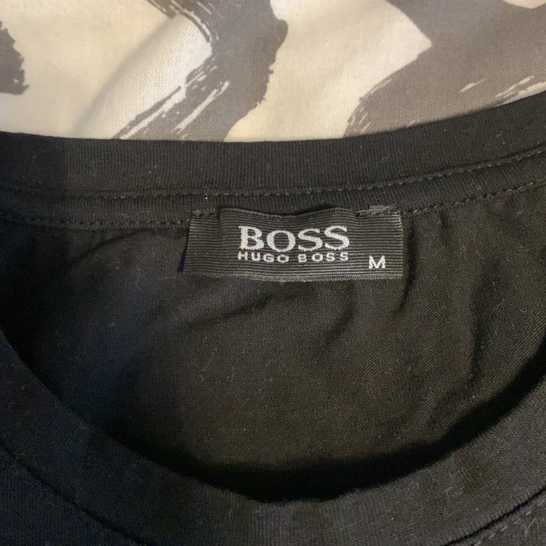 Hugo Boss t-shirt - 90
