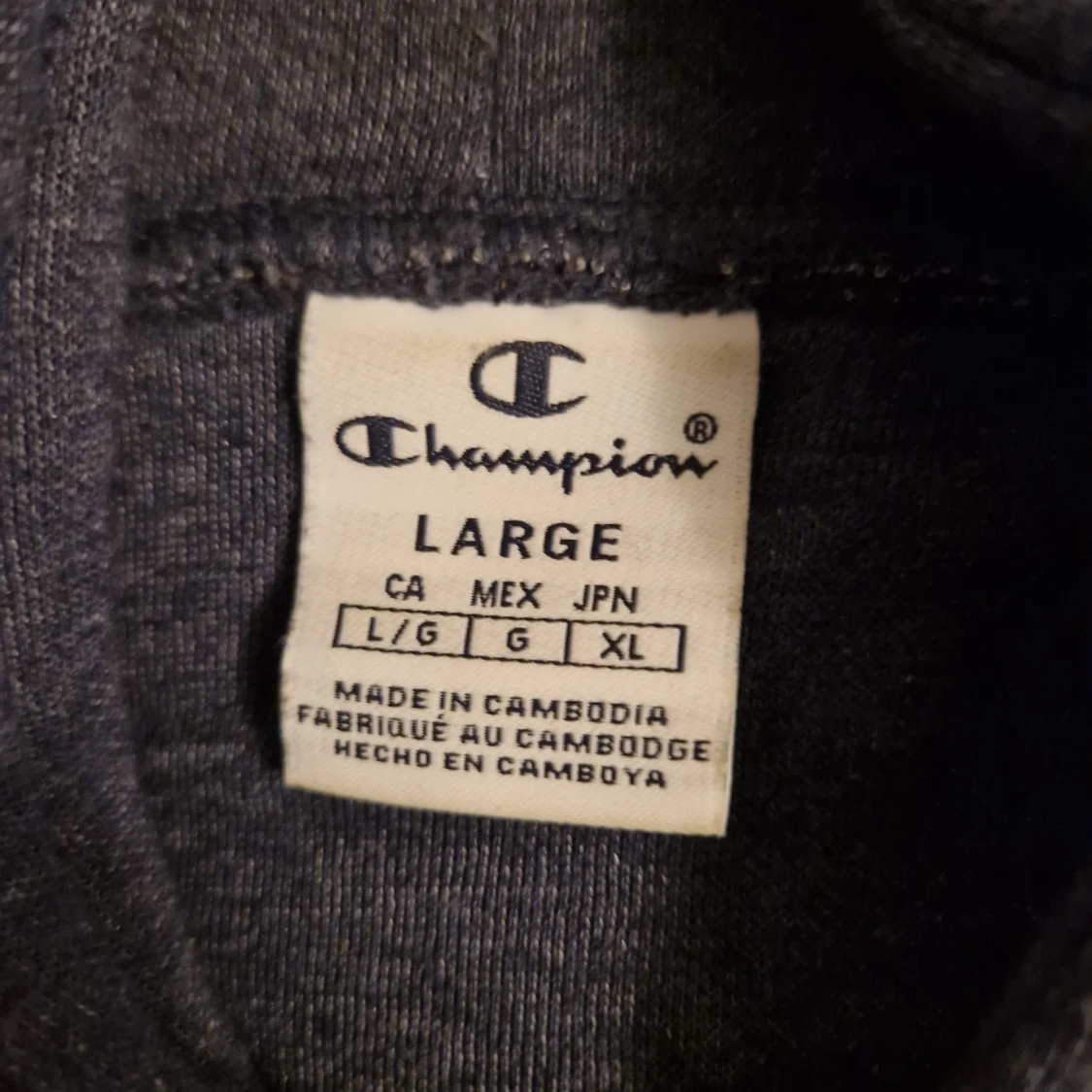 Vintage Champion Hoodie - 91