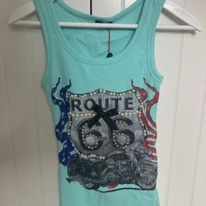 Vintage linne  - Cool vintage linne med detaljer som t.ex pärlor och diamanter! Aldrig använd