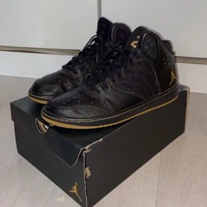 Jordans  - Jordans. Använda fåtal gånger. Finns inte att köpa längre. Storlek 46 