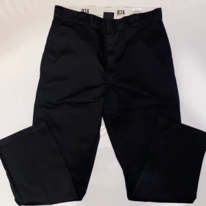 Dickies 874 Original - Oanvända sprillans nya 874or, säljes här då jag tog av lapparna innan jag testade dom…