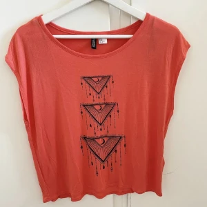 Topp🧡 - Fin topp som knappt är använd! Storlek S🧡🧡🧡